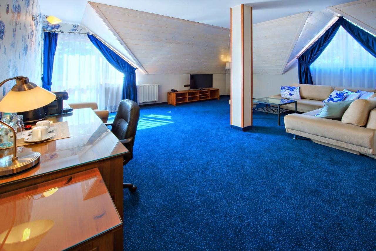 Hotel Zalesie Bochnia Esterno foto